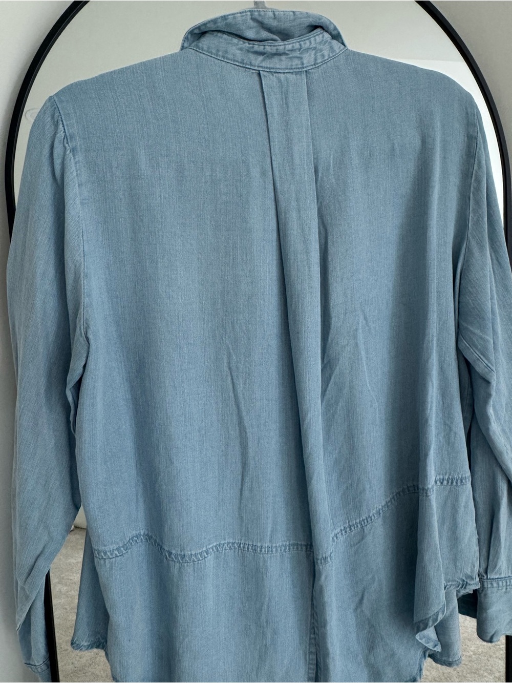 Velvet Heart Light Blue Casual Button-Down Shirt - Picture 6 of 6